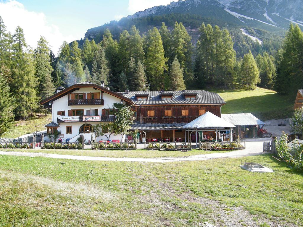 Fattoria Meneguto Agriturismo Degasper Giorgio Cortina dʼAmpezzo Kültér fotó