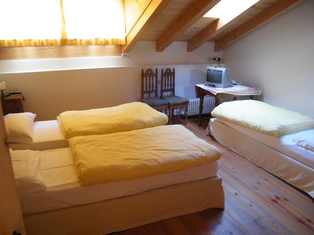 Fattoria Meneguto Agriturismo Degasper Giorgio Cortina dʼAmpezzo Szoba fotó