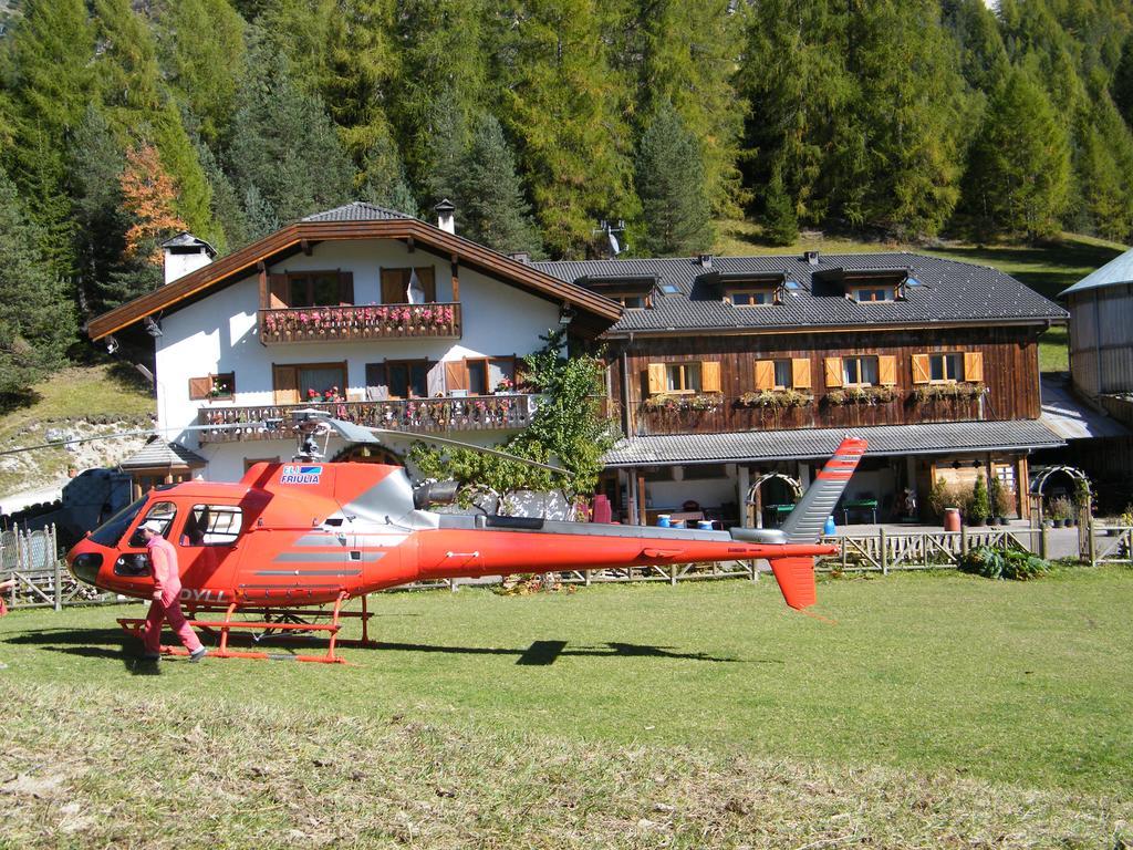 Fattoria Meneguto Agriturismo Degasper Giorgio Cortina dʼAmpezzo Kültér fotó